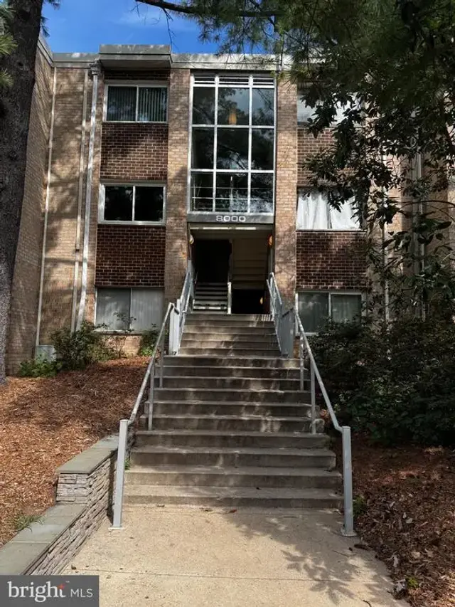 8000 Chanute Pl #4, Falls Church