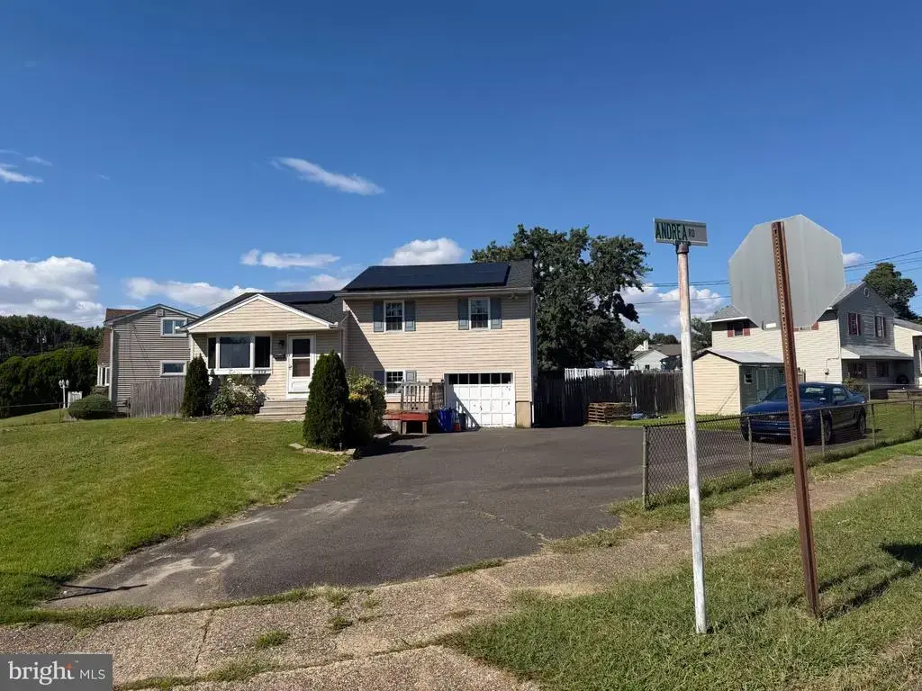 812 W 3rd Ave, RUNNEMEDE