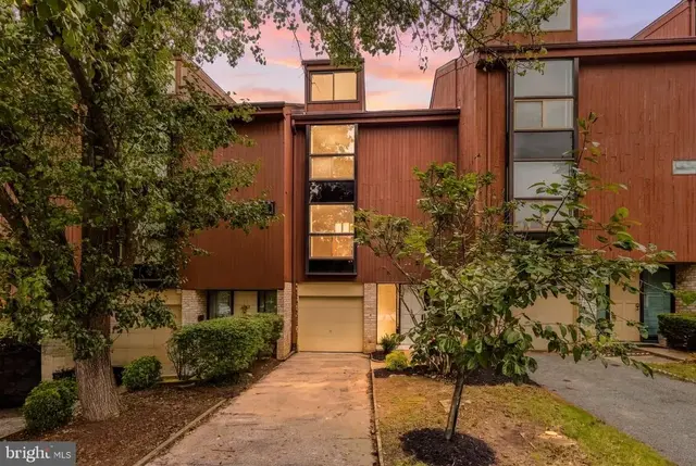 5530 Vantage Point Rd, Columbia