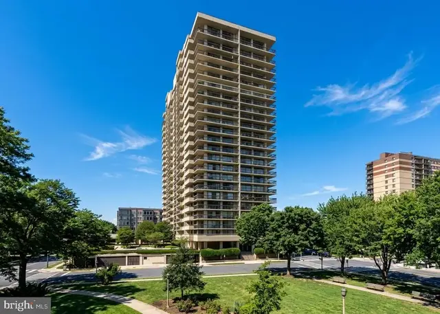 400 Madison St #1605, Alexandria