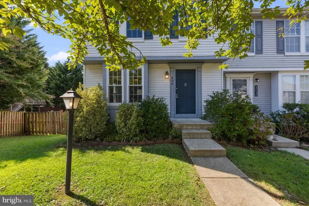 806 Lilac Ct, ODENTON