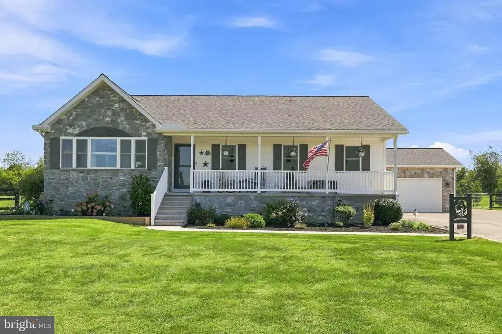 6414 Shutt Rd, SPRING GROVE