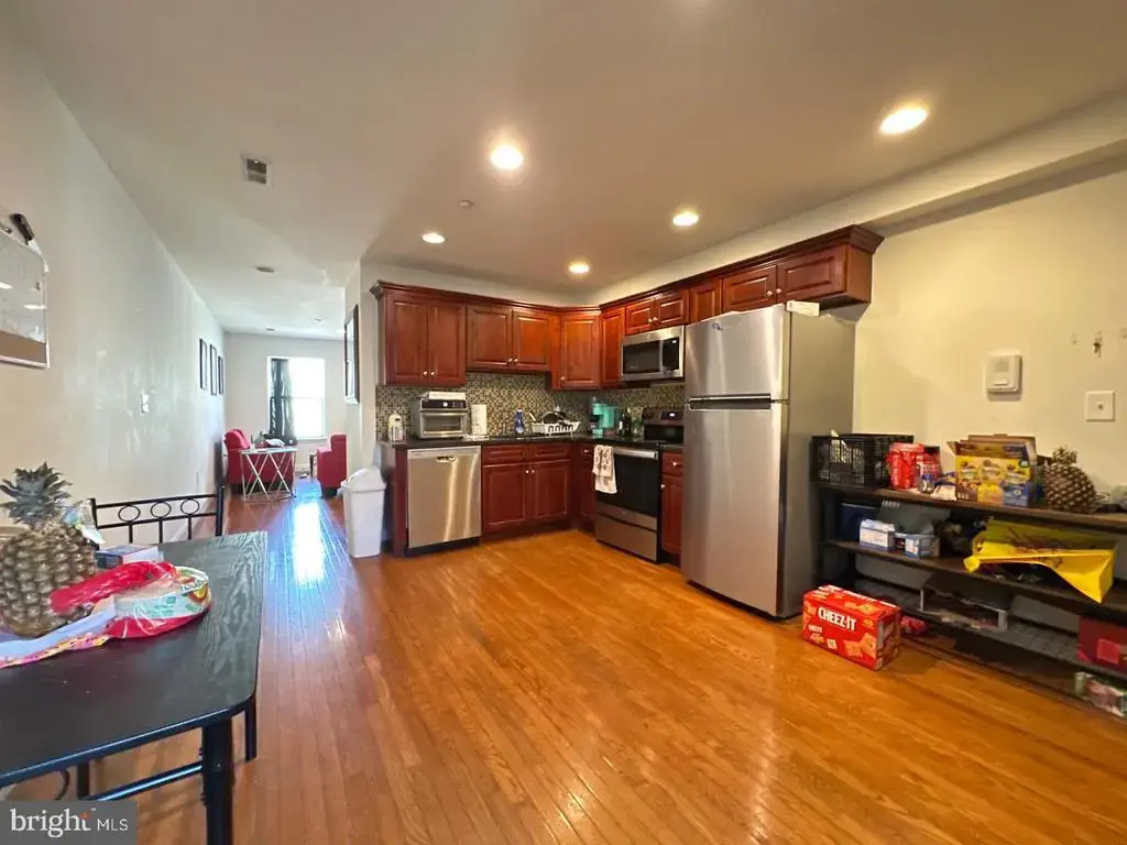 1815 N 18th St #2, PHILADELPHIA