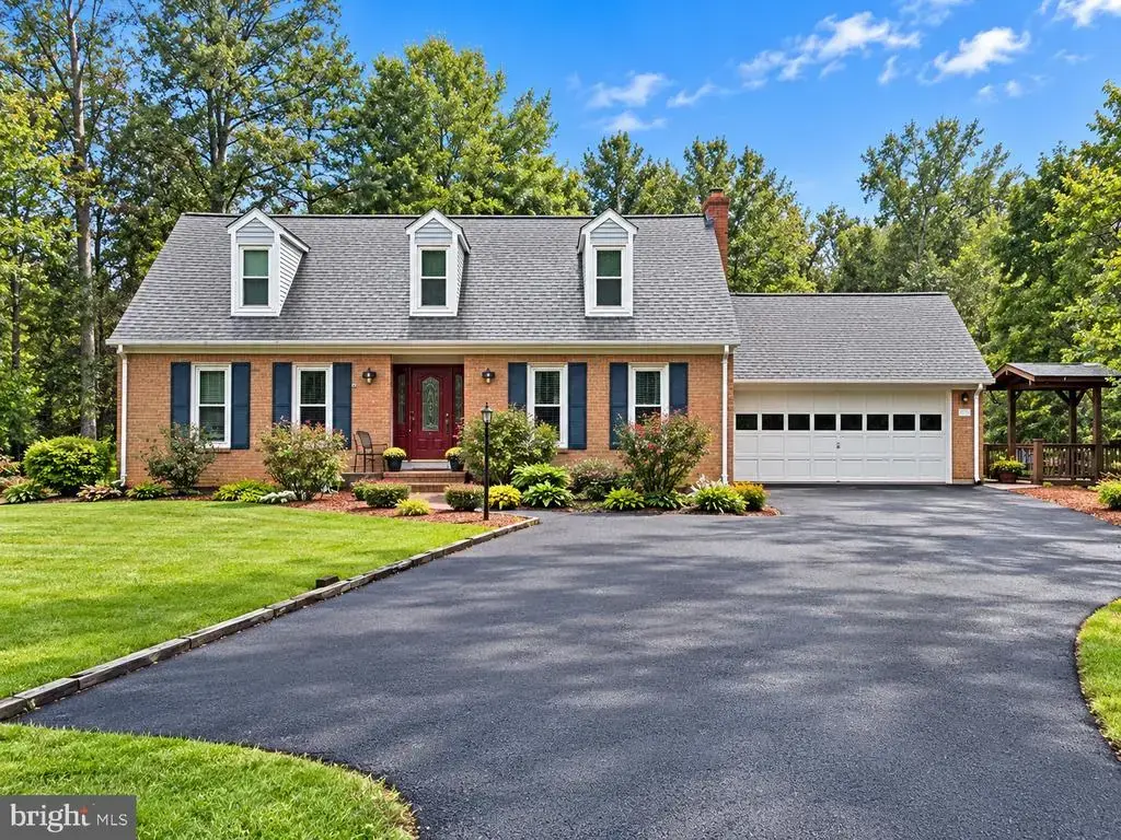 8114 Hillcrest Dr, MANASSAS