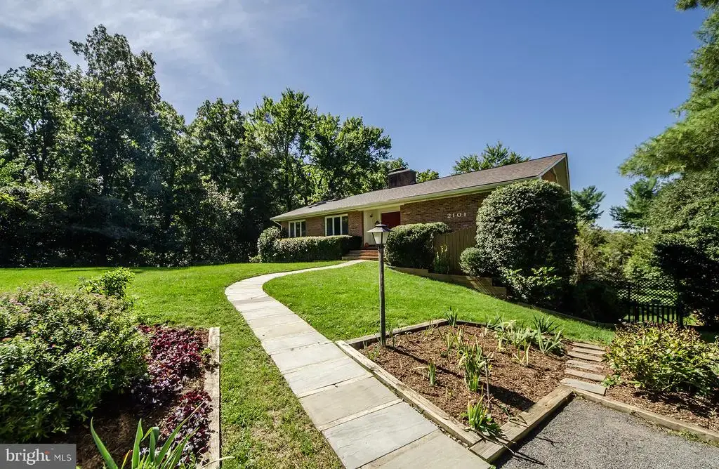 2101 Whiteoaks Dr, ALEXANDRIA