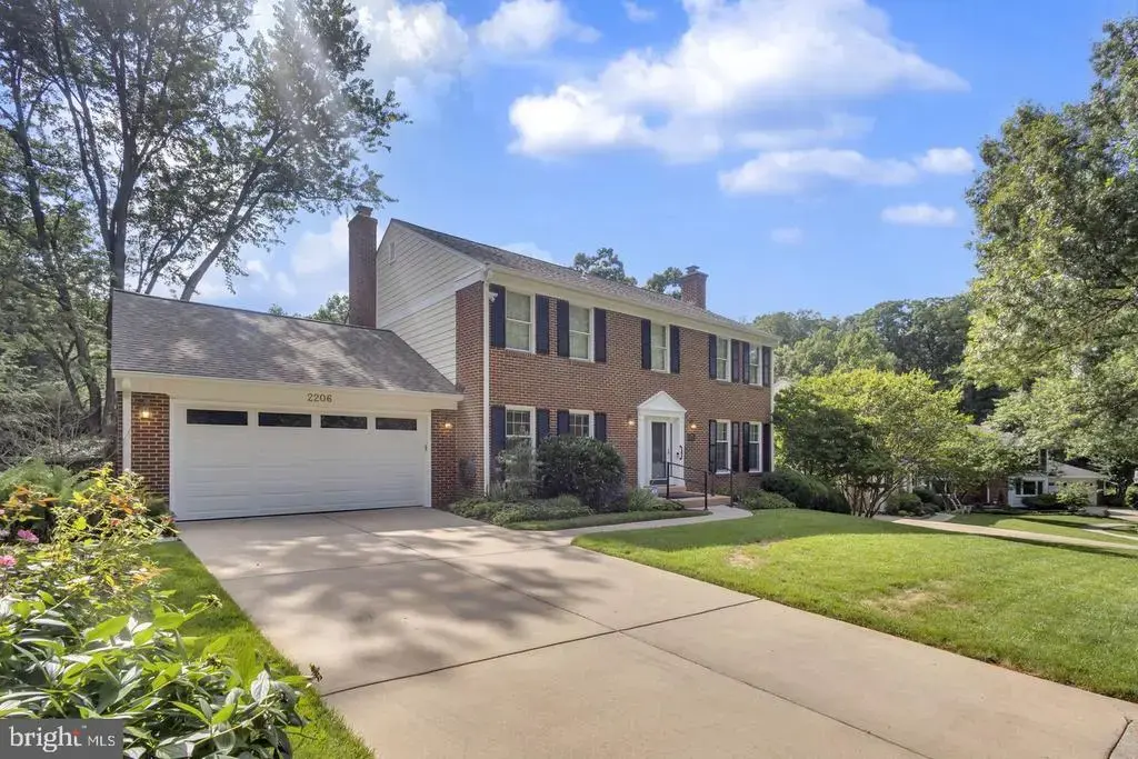 2206 Fort Ward Pl, ALEXANDRIA