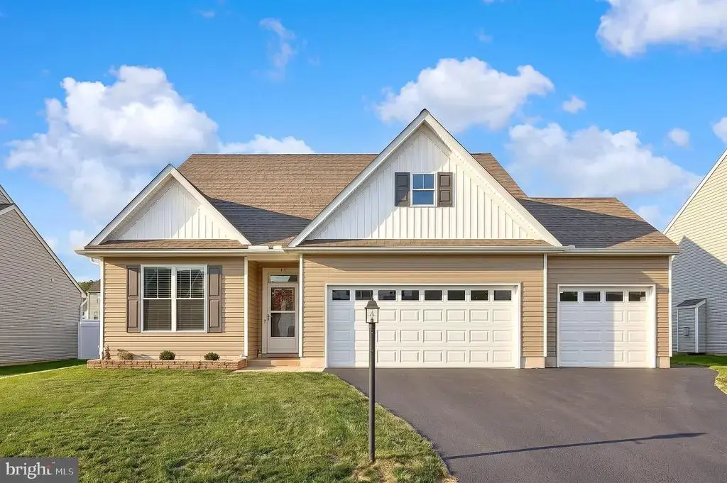 110 Callie Dr, YORK
