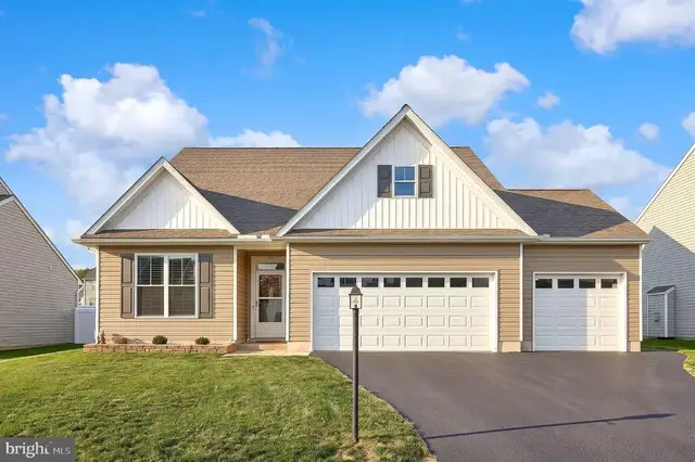 110 Callie Dr, York