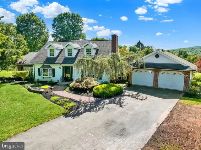 18 Arbor Rd, Mohnton