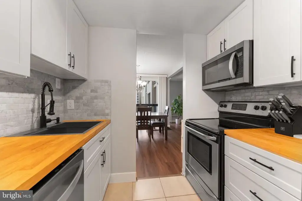 6300 Stevenson Ave #608, ALEXANDRIA