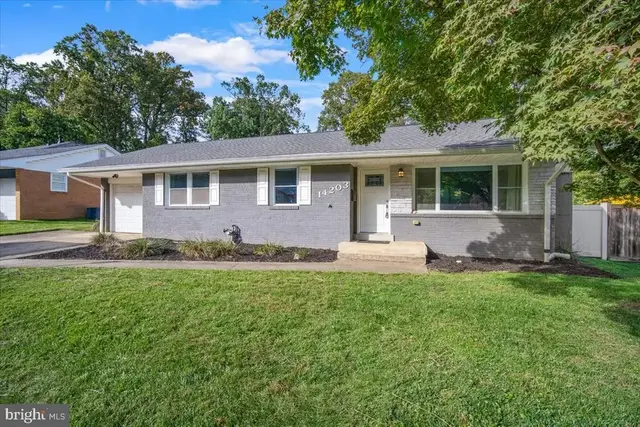 14203 Oakvale St, Rockville