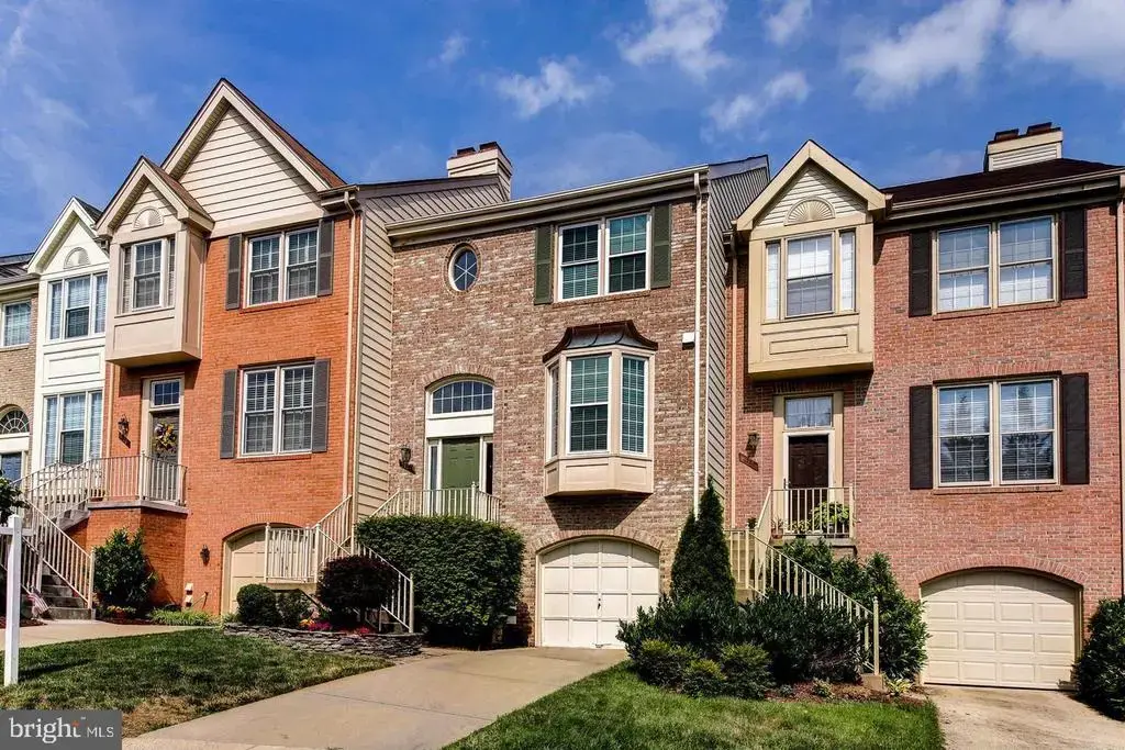 5124 Woodford Dr, CENTREVILLE