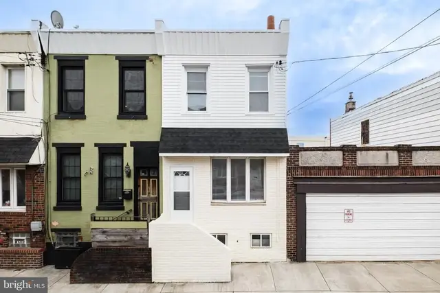 2715 E Thompson St, Philadelphia