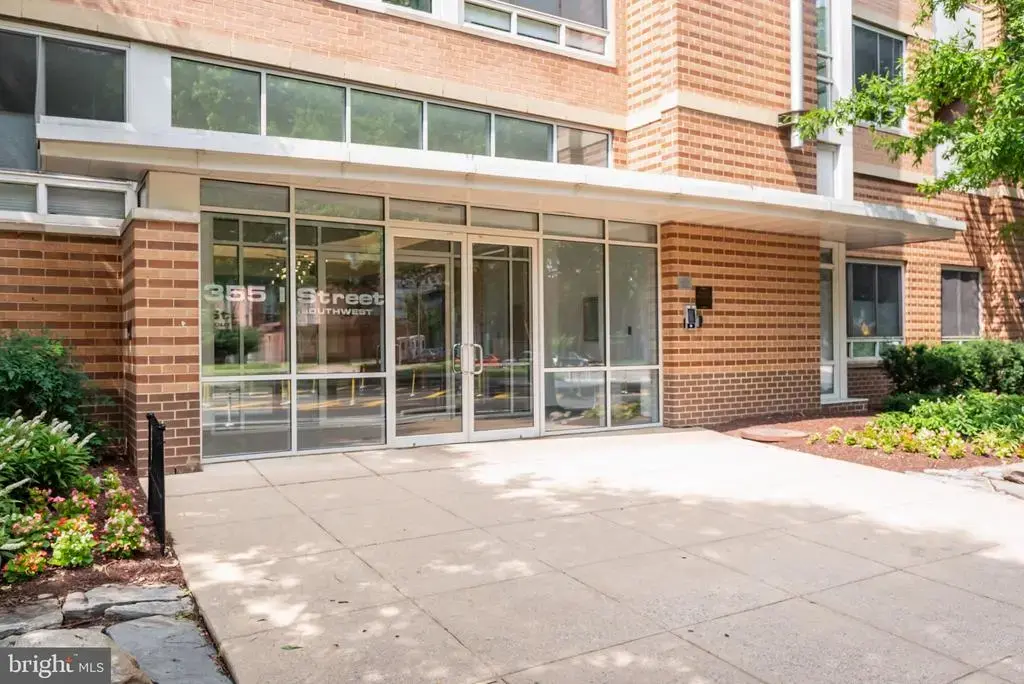 355 I St Sw #125, WASHINGTON