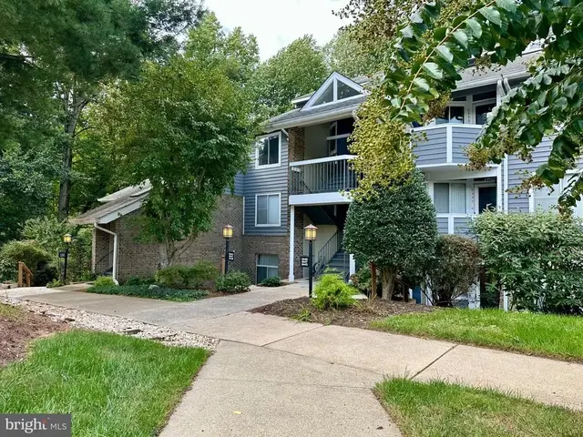9441 Hickory Limb #202, Columbia