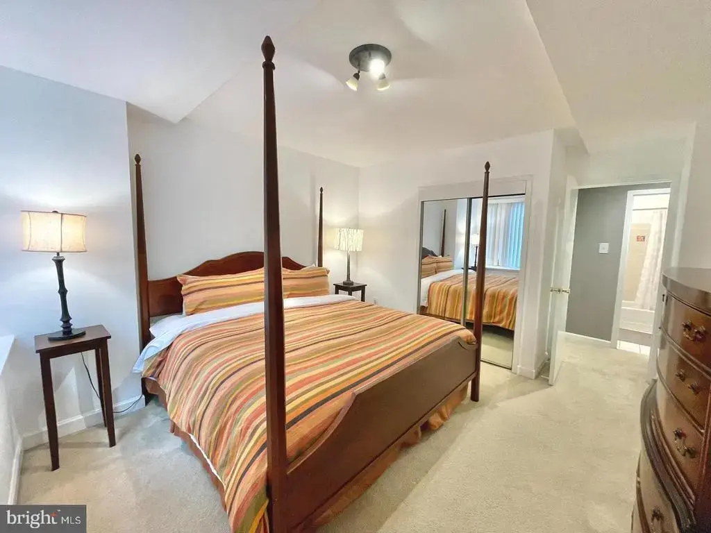 1021 Arlington Blvd #417, ARLINGTON