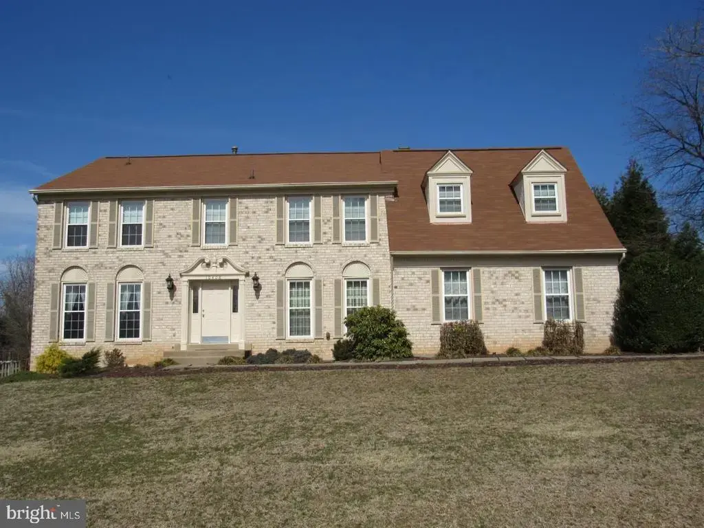 10406 Dunn Meadow Rd, VIENNA