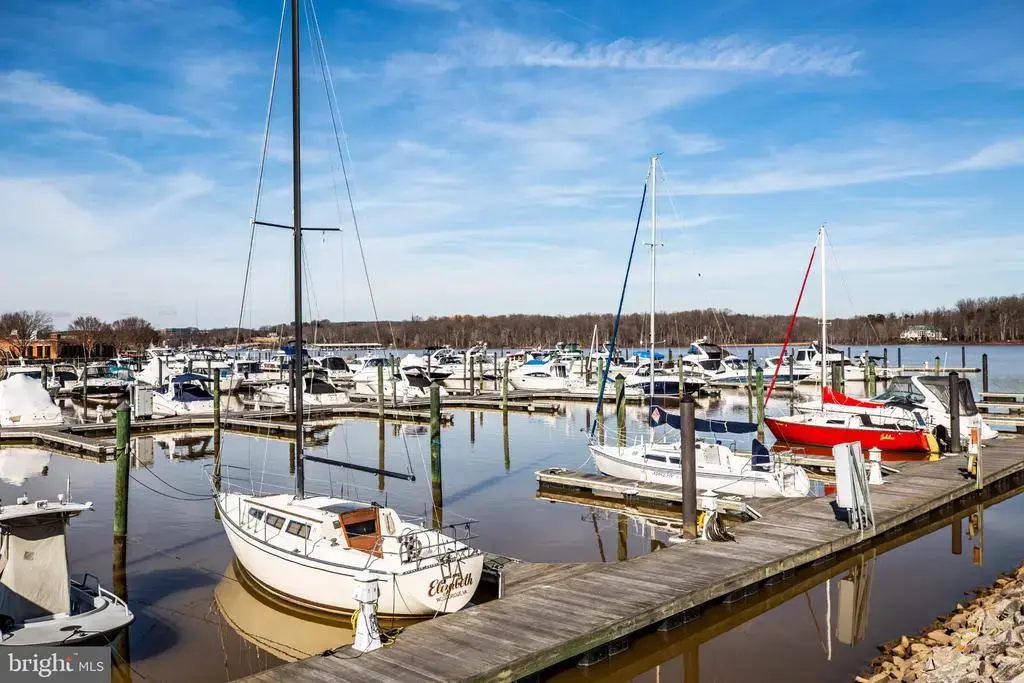 525 Belmont Bay Dr #105, WOODBRIDGE