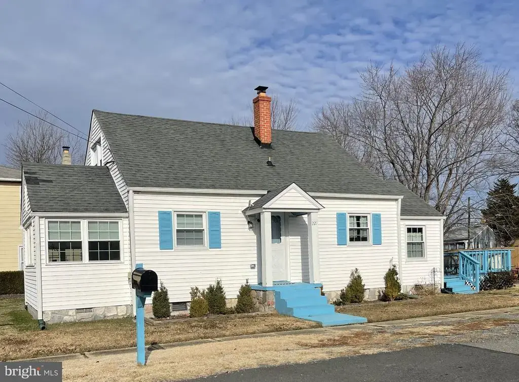 221 Madison St, COLONIAL BEACH