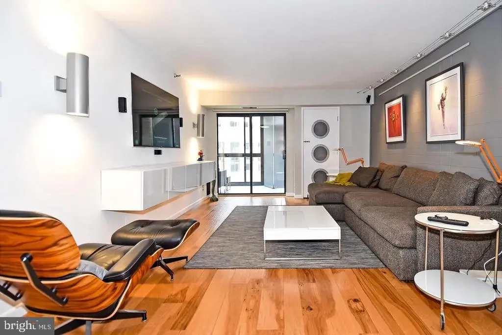 900 N Stafford St #1103, ARLINGTON