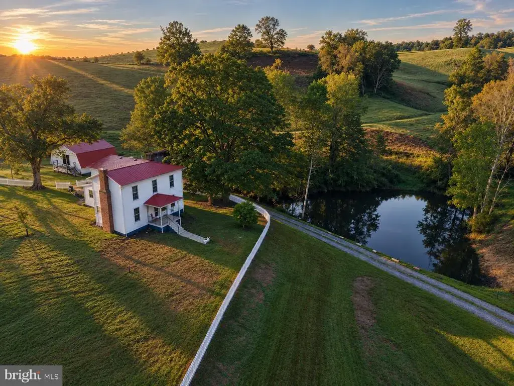 623 Hackers Creek Rd, BUCKHANNON