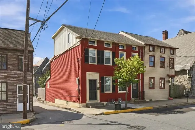 22 S 4th St, Columbia