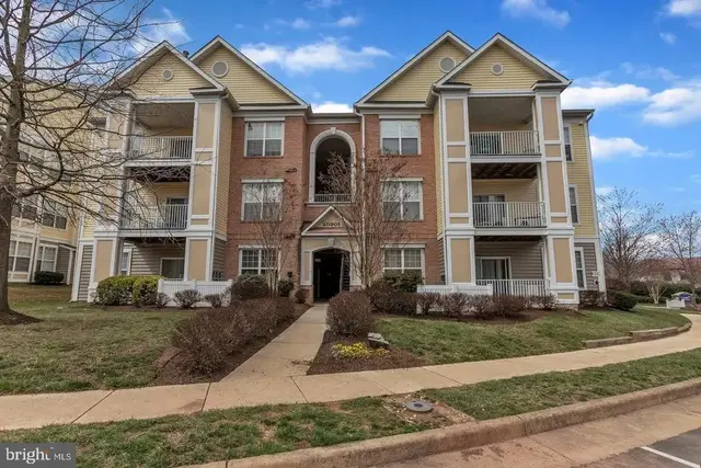 20901 Cedarpost Sq #302ashburn, Ashburn