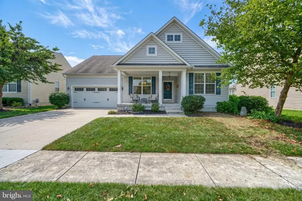 420 Winterberry Dr, MIDDLETOWN