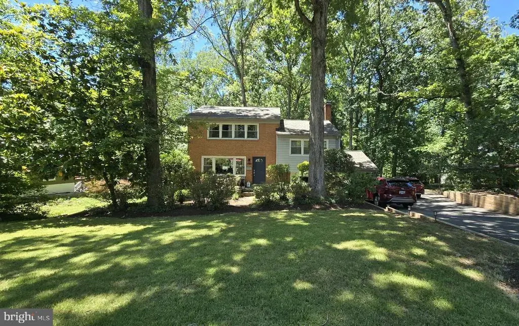 3420 Greentree Dr, FALLS CHURCH