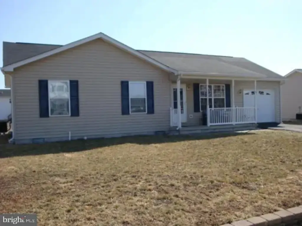 62 Bronte Ave, INWOOD