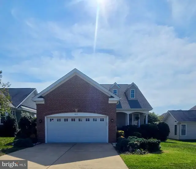 5117 Sewells Pointe Dr, Fredericksburg