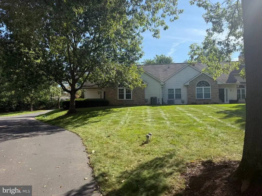 120 Cotswold Ct, SOUDERTON