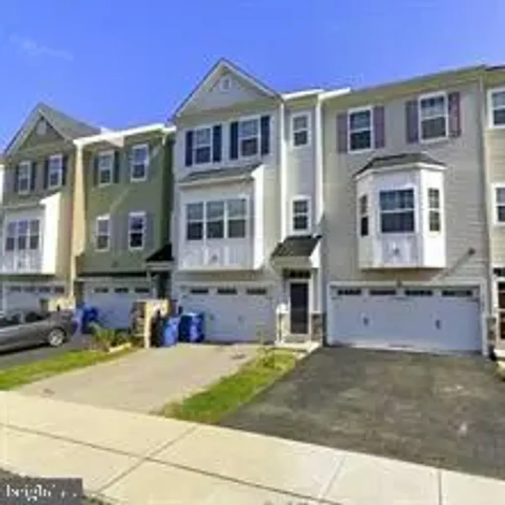 153 Mercer Ct, FAIRLESS HILLS