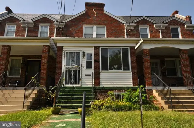 4614 Sargent Rd Ne, Washington