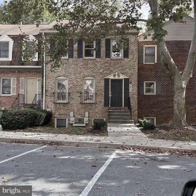 7833 Coddle Harbor Ln #28, Potomac