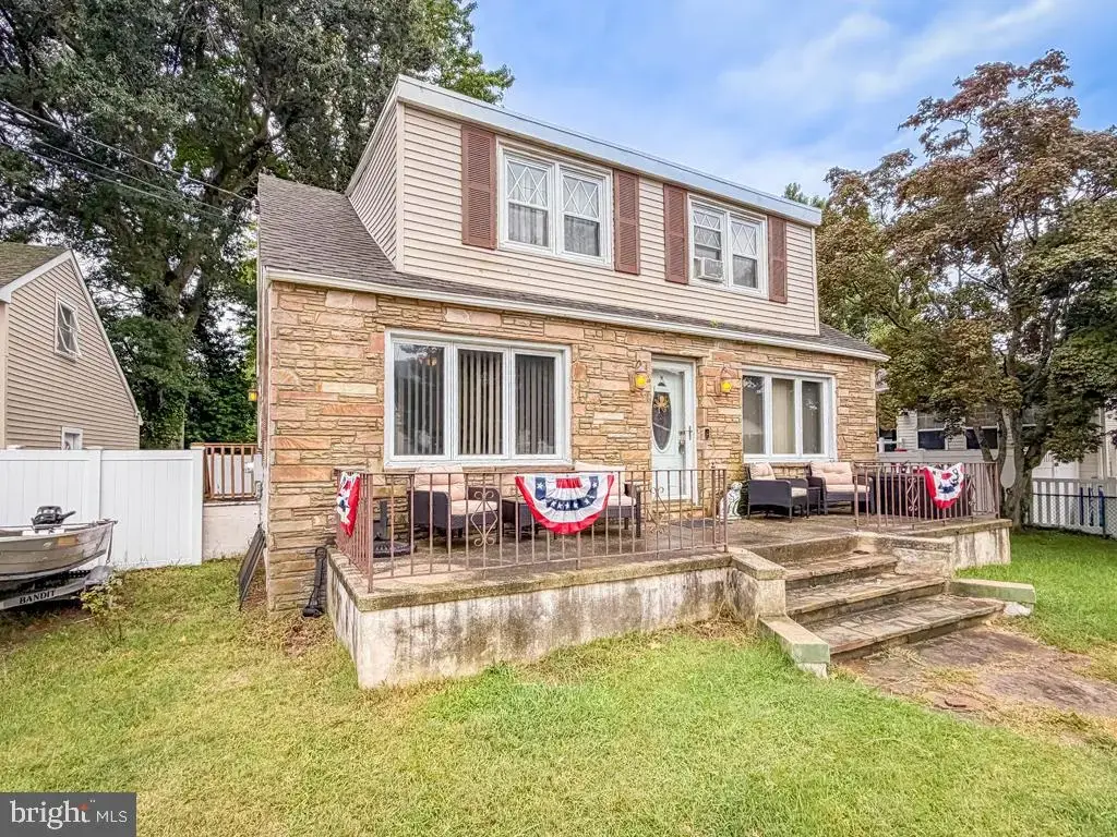 14 New Jersey Ave, VILLAS