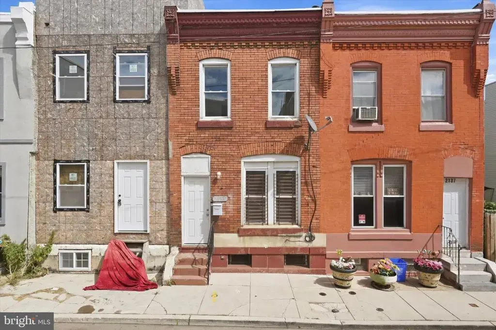 2135 E Birch St, PHILADELPHIA