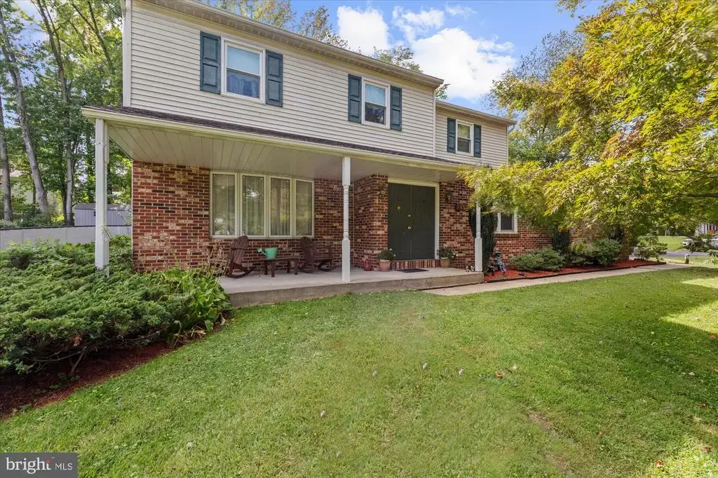 945 Roberts Rd, BENSALEM