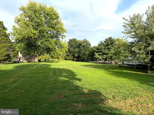 Beall Ave, Damascus