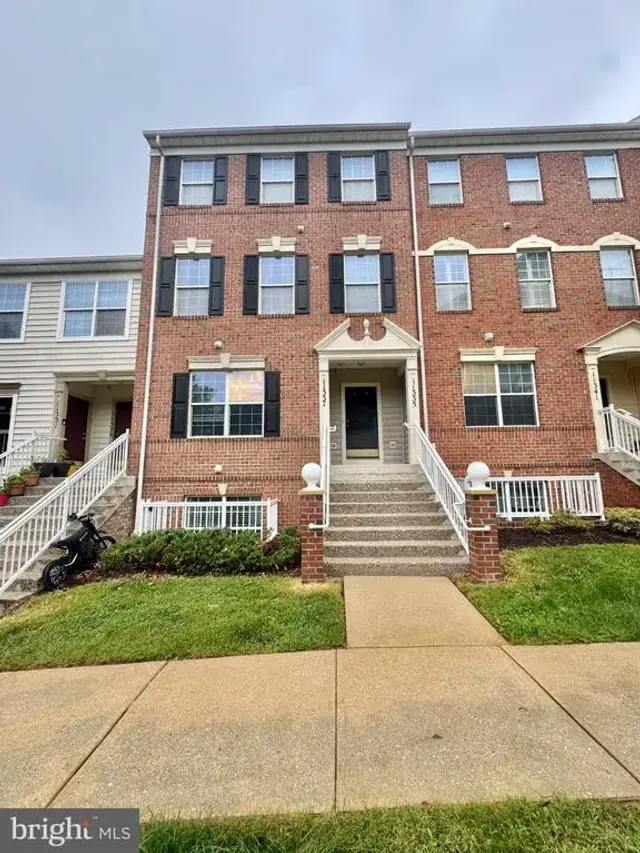 11337 King George Dr #4, Wheaton