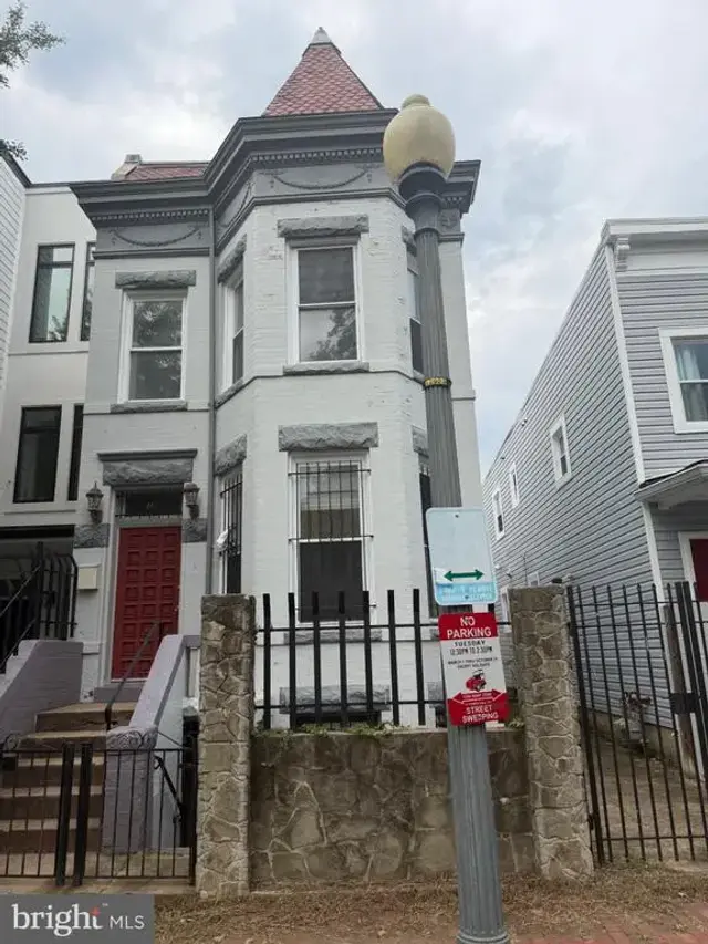 739 Morton St Nw, Washington
