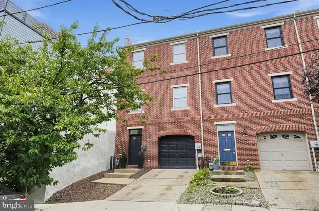 921 N Hancock St, Philadelphia