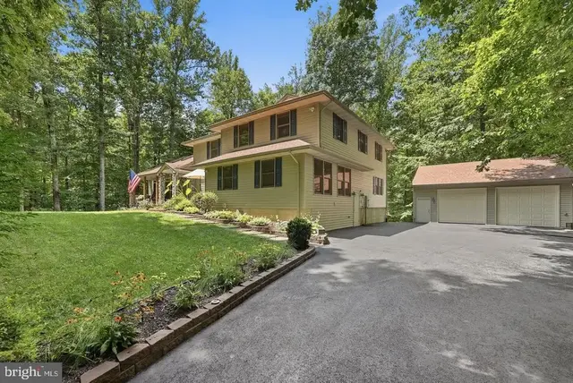 8109 Counselor Rd, Manassas