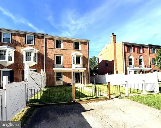 7908 Central Park Cir, Alexandria