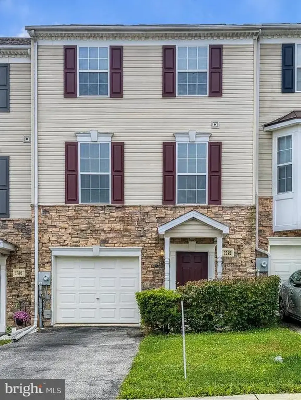 3588 Cannon Ln #3588, YORK