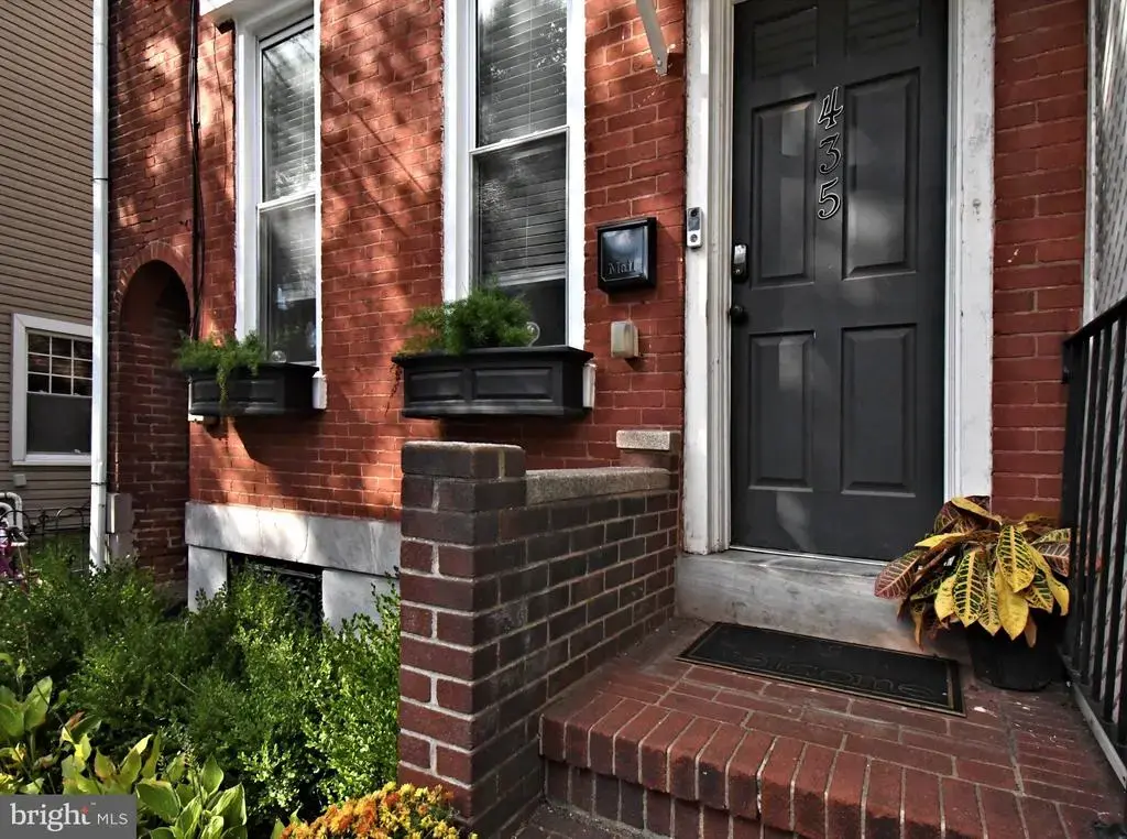 435 Walnut St #, POTTSTOWN
