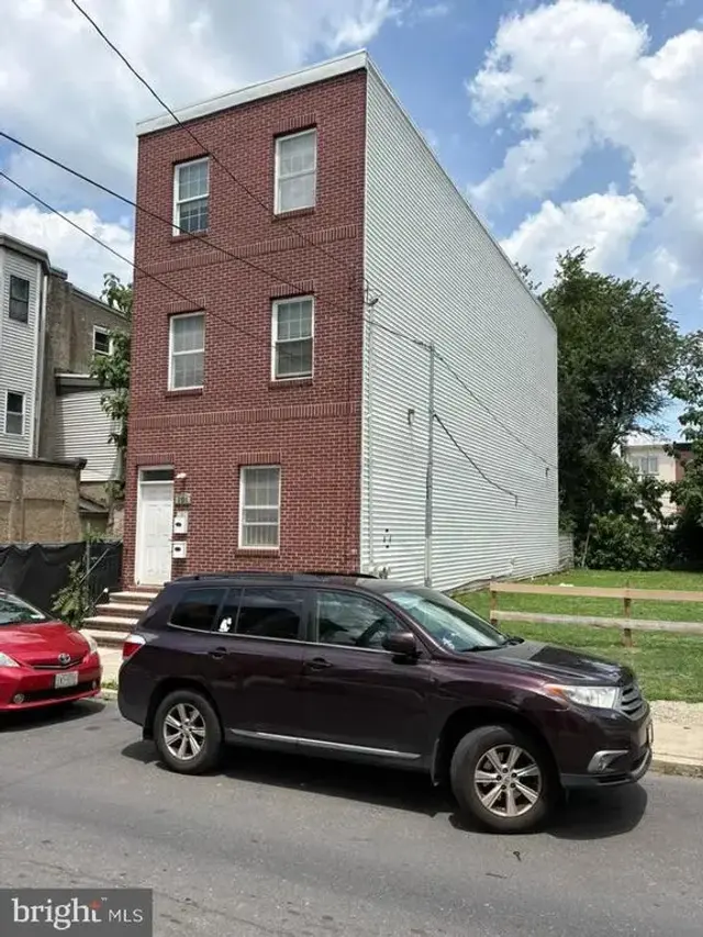 1739 W Berks St, Philadelphia