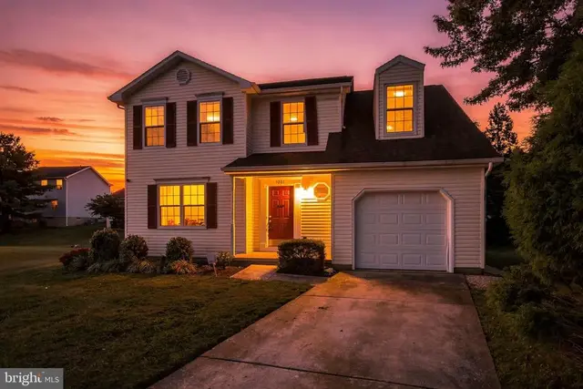 1201 Bishop Ct, Frederick