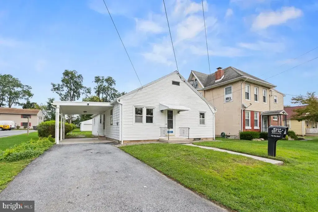 1127 E Lehman St, LEBANON