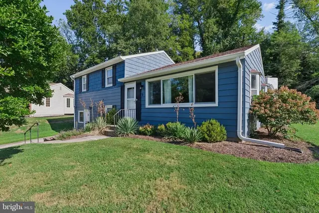 9 N Hilltop Rd, Catonsville
